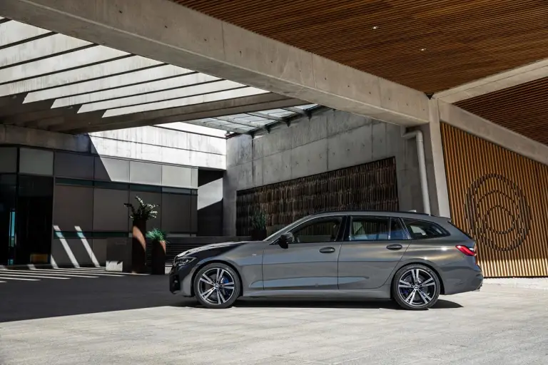 BMW Serie 3 Touring 2019 - Foto ufficiali - 70