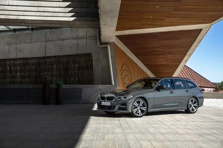 BMW Serie 3 Touring 2019 - Foto ufficiali - 71