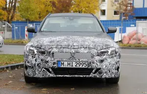 BMW Serie 3 Touring 2022 - Foto spia 03-11-2021