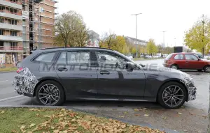 BMW Serie 3 Touring 2022 - Foto spia 03-11-2021