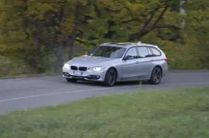 BMW Serie 3 Touring (330D) - Prova su strada  - 13