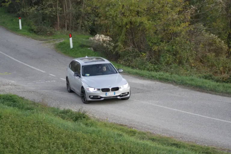 BMW Serie 3 Touring (330D) - Prova su strada  - 25