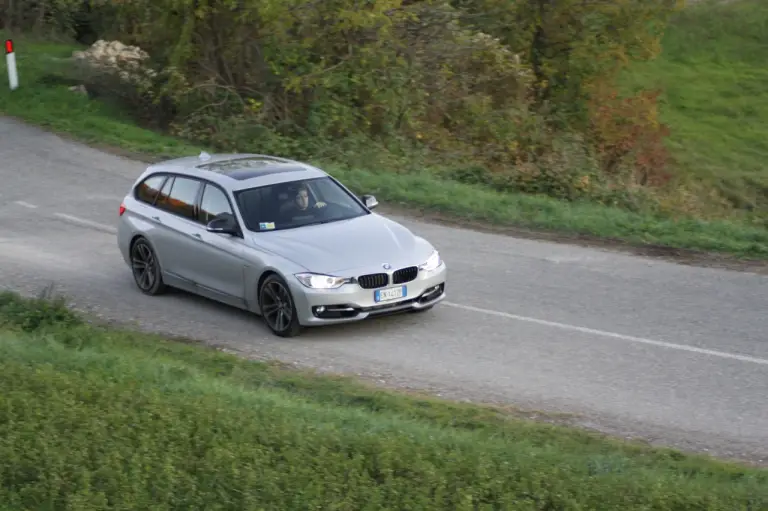 BMW Serie 3 Touring (330D) - Prova su strada  - 27