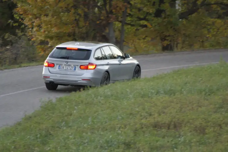 BMW Serie 3 Touring (330D) - Prova su strada  - 33