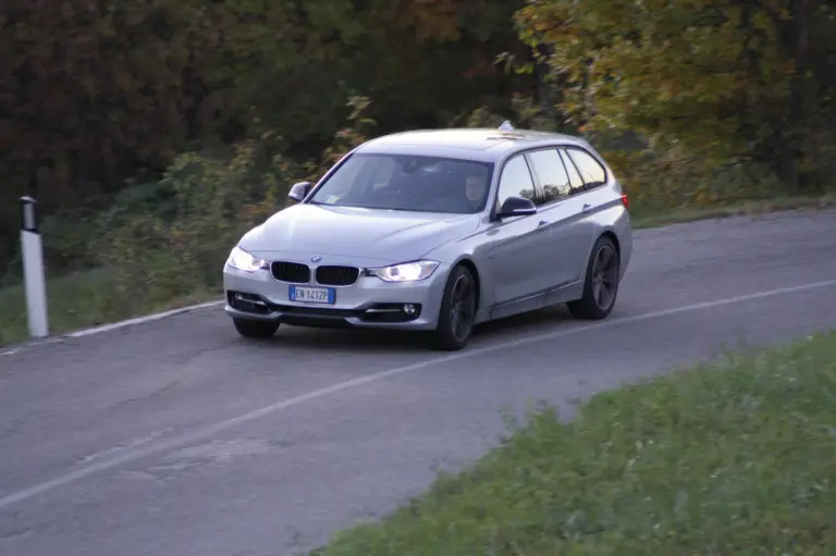 BMW Serie 3 Touring (330D) - Prova su strada  - 39