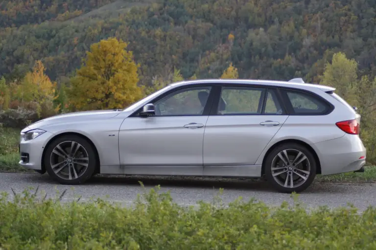 BMW Serie 3 Touring (330D) - Prova su strada  - 56