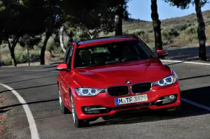 BMW Serie 3 Touring F31 2012 - 11