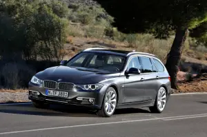 BMW Serie 3 Touring F31 2012 - 16