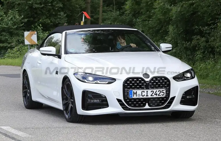 BMW Serie 4 Cabrio 2020 - Foto spia 14-08-2020 - 10