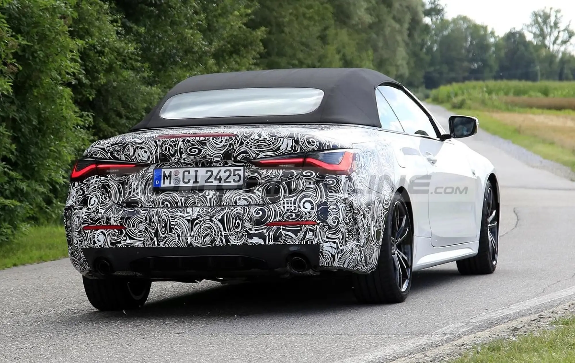 BMW Serie 4 Cabrio 2020 - Foto spia 14-08-2020 - 7