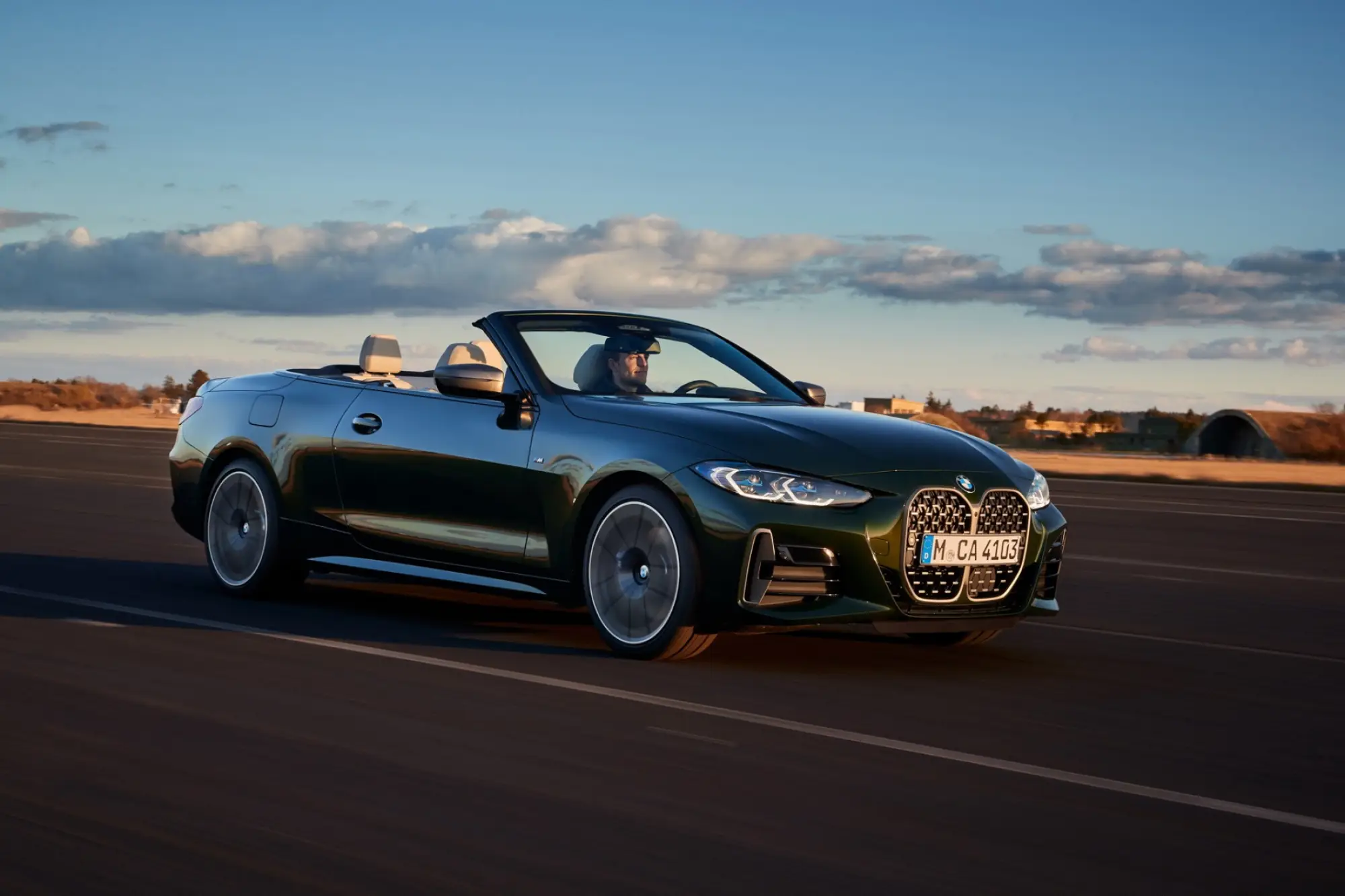 BMW Serie 4 Cabrio 2021 - Nuove foto - 20