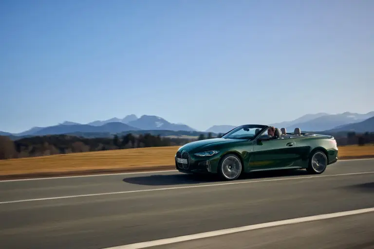 BMW Serie 4 Cabrio 2021 - Nuove foto - 2