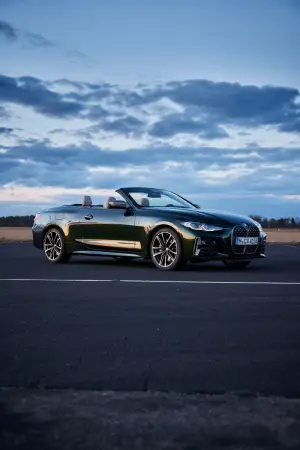 BMW Serie 4 Cabrio 2021 - Nuove foto - 58