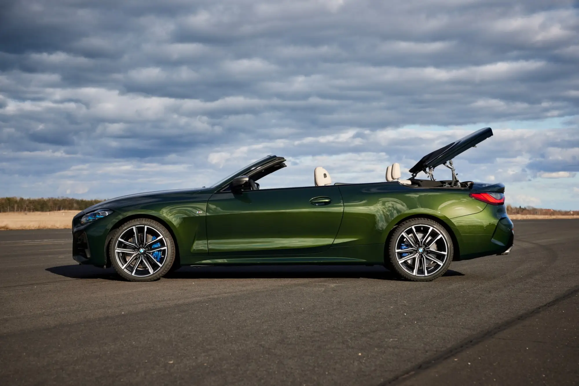 BMW Serie 4 Cabrio 2021 - Nuove foto - 80