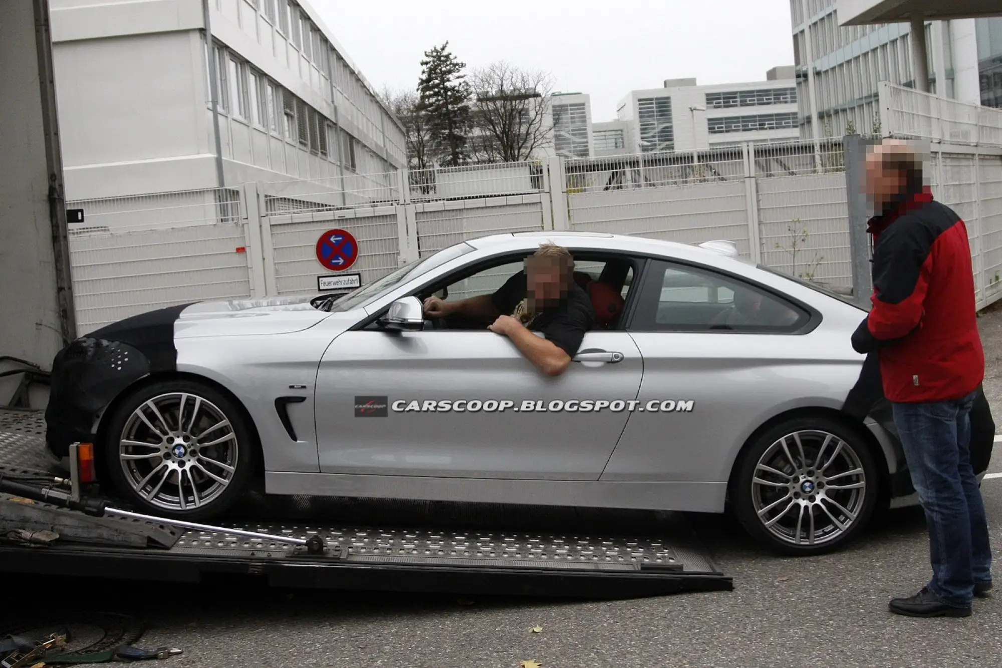Bmw Serie 4 Coupé 2014, nuove foto spia - 2
