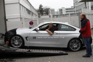 Bmw Serie 4 Coupé 2014, nuove foto spia - 2