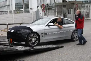 Bmw Serie 4 Coupé 2014, nuove foto spia - 3
