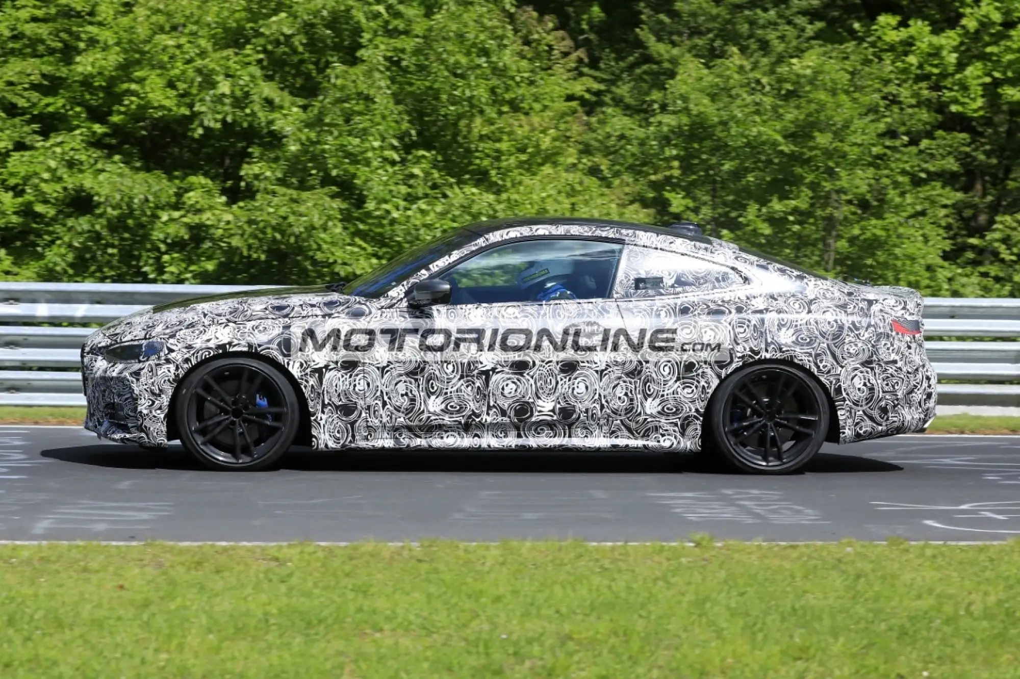 BMW Serie 4 Coupe - Foto spia 12-5-2020 - 5