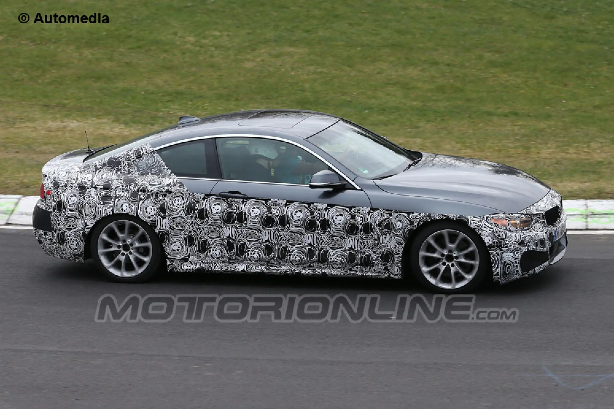 BMW Serie 4 Coupe M Sport - Foto spia 26-04-2013 - 3