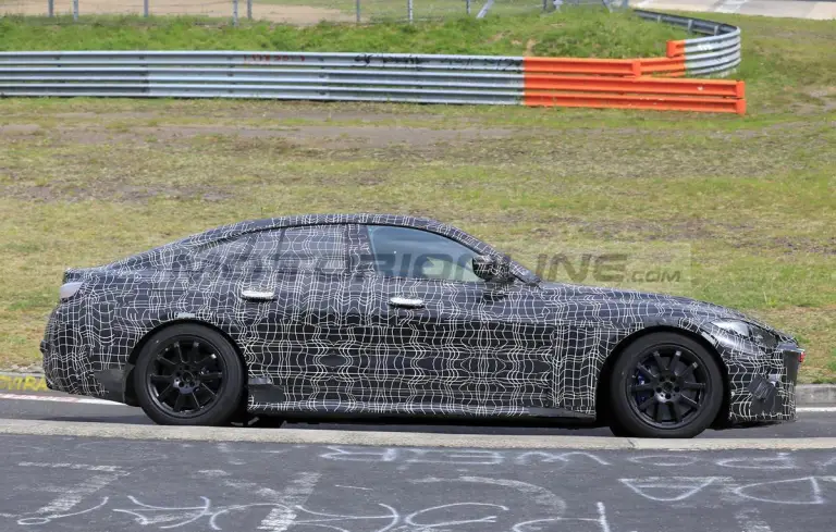 BMW Serie 4 Gran Coupe 2021 - Foto spia 20-05-2020 - 5