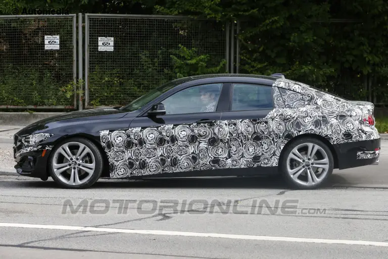 BMW Serie 4 GranCoupé - Foto spia 04-09-2013 - 3