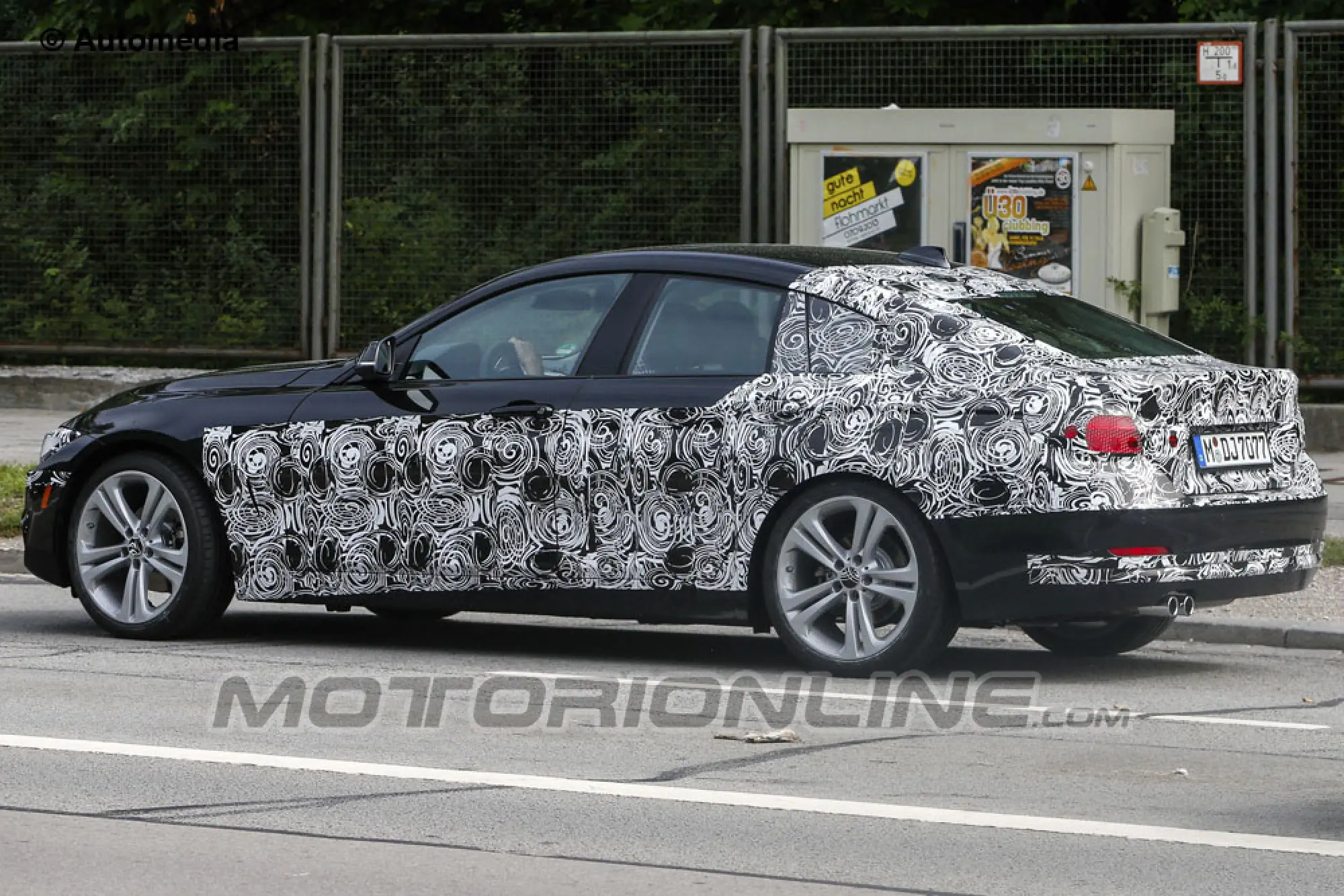 BMW Serie 4 GranCoupé - Foto spia 04-09-2013 - 4