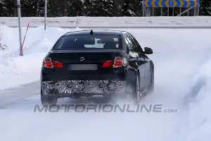 BMW Serie 5 2013 - Foto spia 23-01-2013 - 5