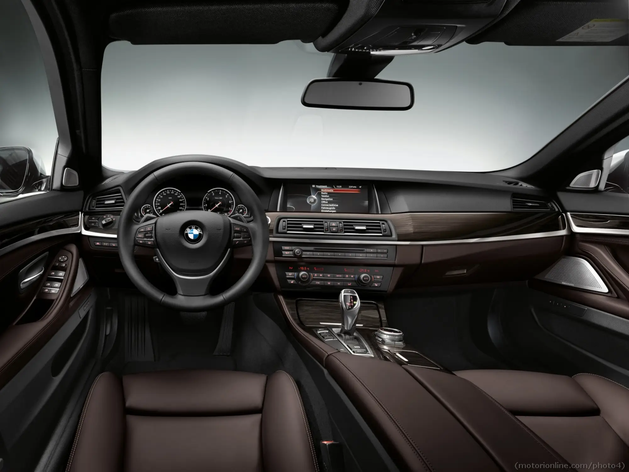 BMW Serie 5 (2014) - 12