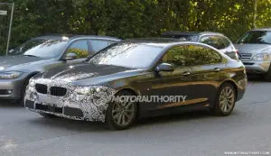 BMW Serie 5 2015 - Foto spia 18-10-2012