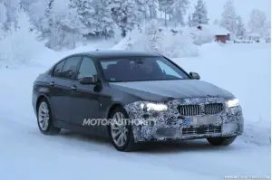 BMW Serie 5 2015 - foto spia