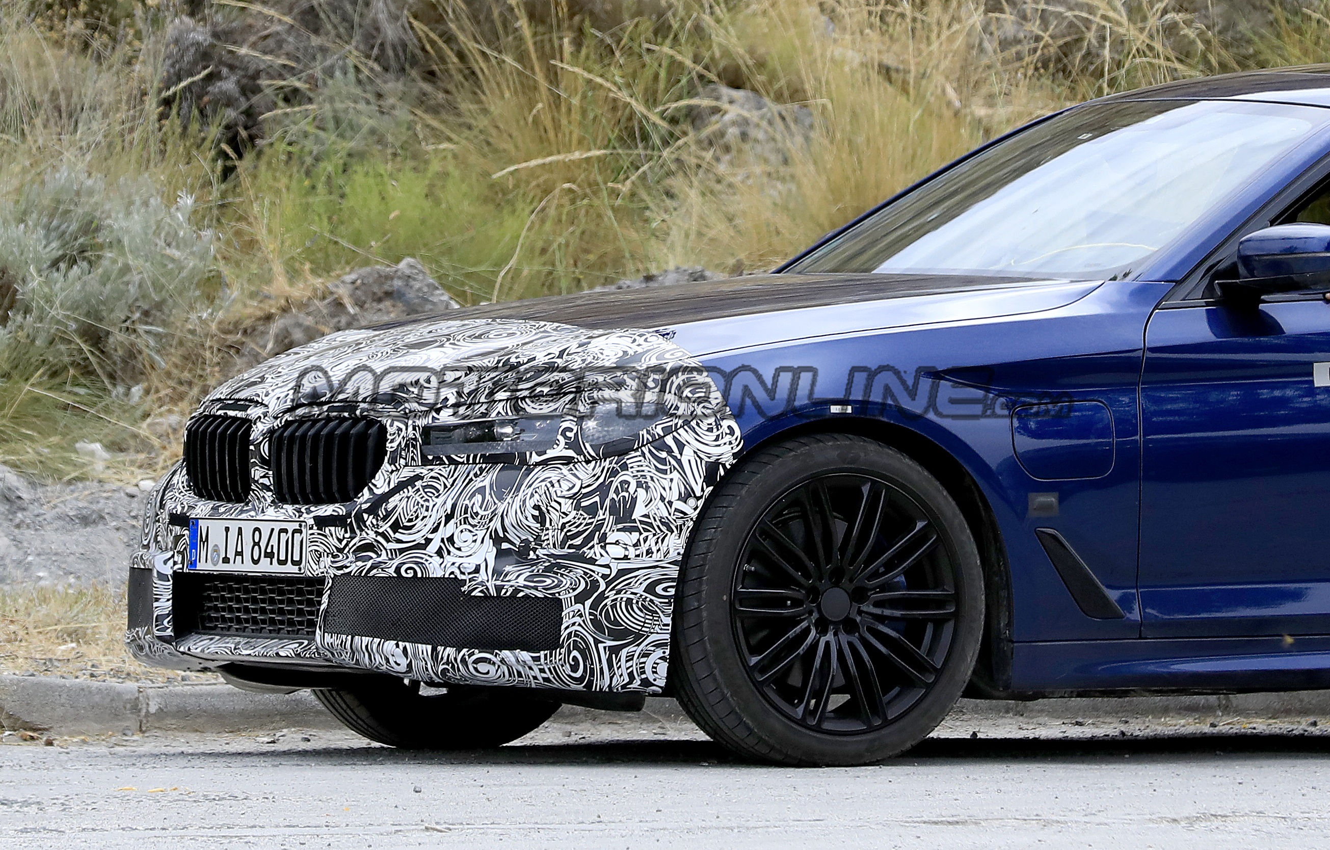 BMW Serie 5 2020 - Foto spia 09-08-2019