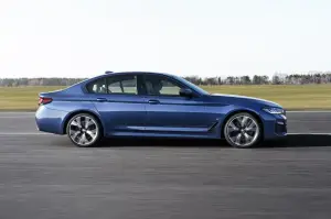 BMW Serie 5 2020 - Foto ufficiali - 14