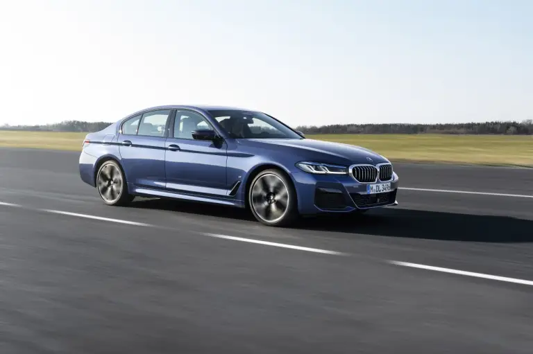 BMW Serie 5 2020 - Foto ufficiali - 15