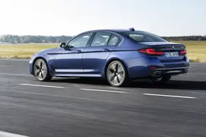 BMW Serie 5 2020 - Foto ufficiali - 16