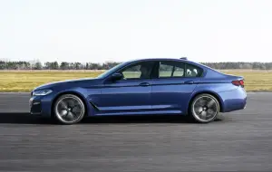 BMW Serie 5 2020 - Foto ufficiali - 17