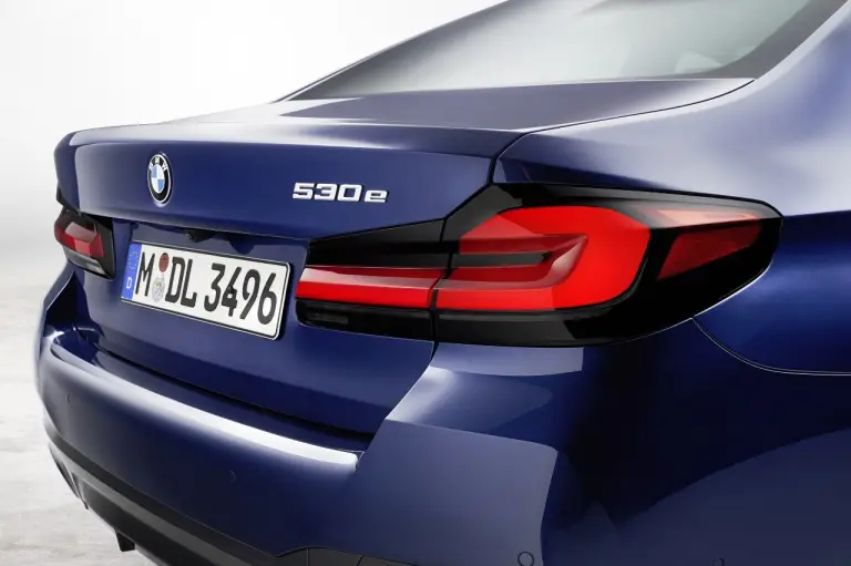 BMW Serie 5 2020 - Foto ufficiali - 31