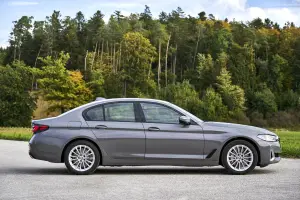 BMW Serie 5 2020 - Nuove foto ufficiali