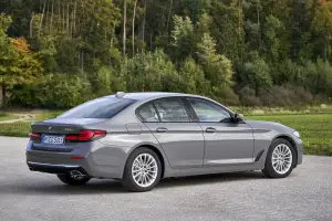 BMW Serie 5 2020 - Nuove foto ufficiali