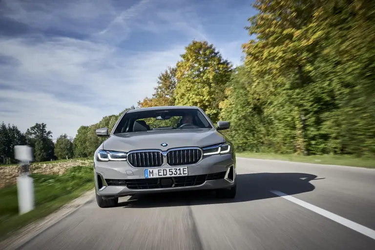 BMW Serie 5 2020 - Nuove foto ufficiali - 61