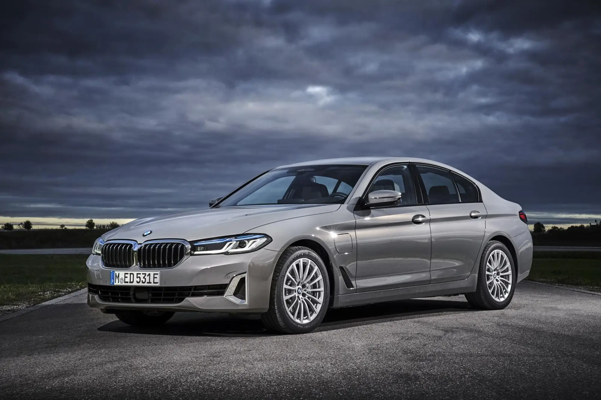 BMW Serie 5 2020 - Nuove foto ufficiali - 43