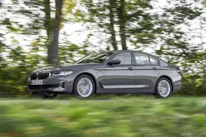 BMW Serie 5 2020 - Nuove foto ufficiali