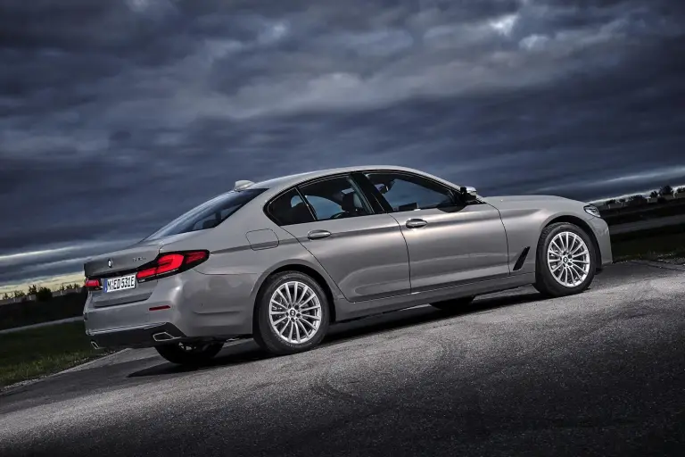 BMW Serie 5 2020 - Nuove foto ufficiali - 47