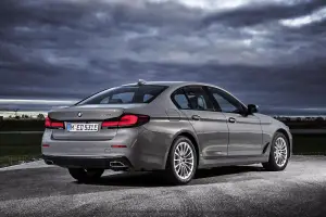 BMW Serie 5 2020 - Nuove foto ufficiali - 48