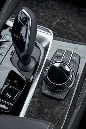 BMW Serie 5 2020 - Nuove foto ufficiali