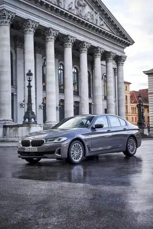 BMW Serie 5 2020 - Nuove foto ufficiali
