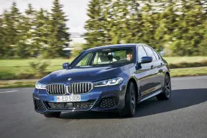 BMW Serie 5 2020 - Nuove foto ufficiali