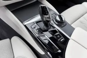 BMW Serie 5 2020 - Nuove foto ufficiali