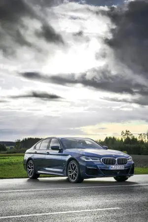 BMW Serie 5 2020 - Nuove foto ufficiali