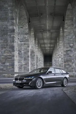 BMW Serie 5 2020 - Nuove foto ufficiali