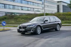 BMW Serie 5 2020 - Nuove foto ufficiali
